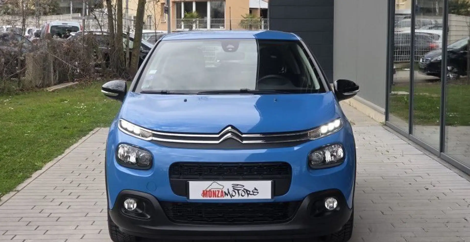 Citroen C3 PURETECH 110CH FEEL S&S Blau - 1