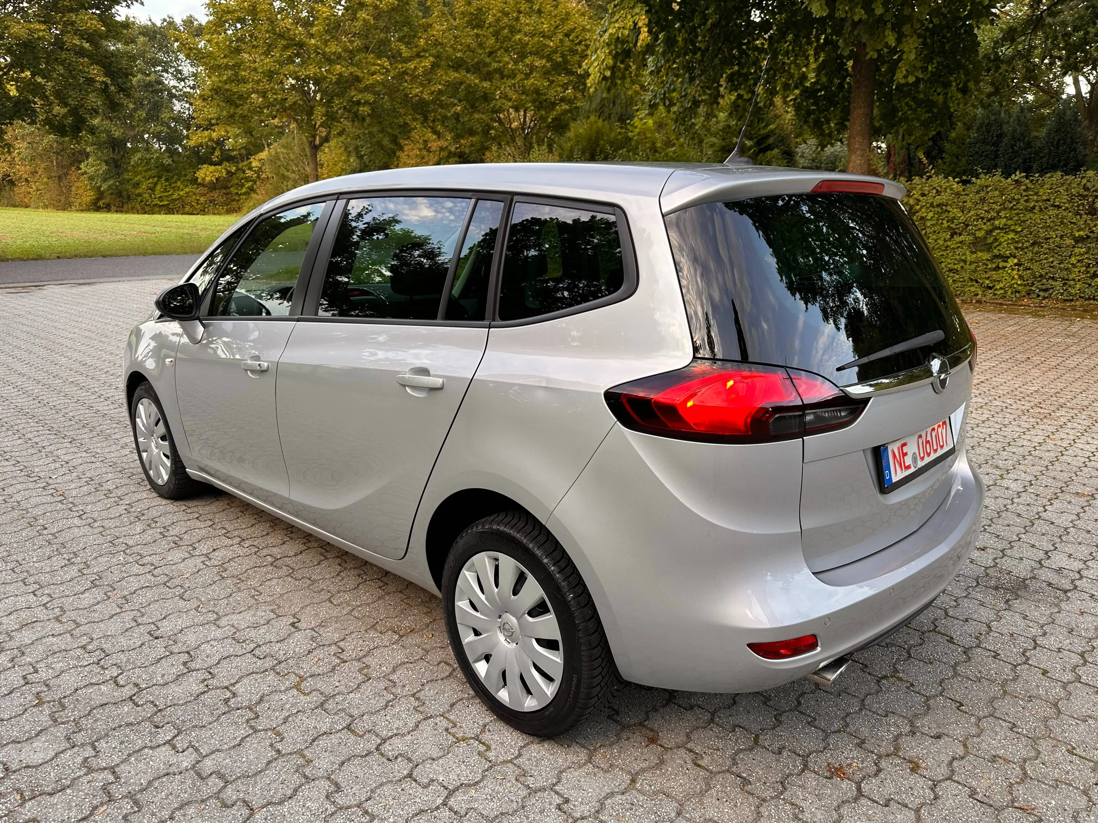 Opel Zafira Tourer Edition — photo 4