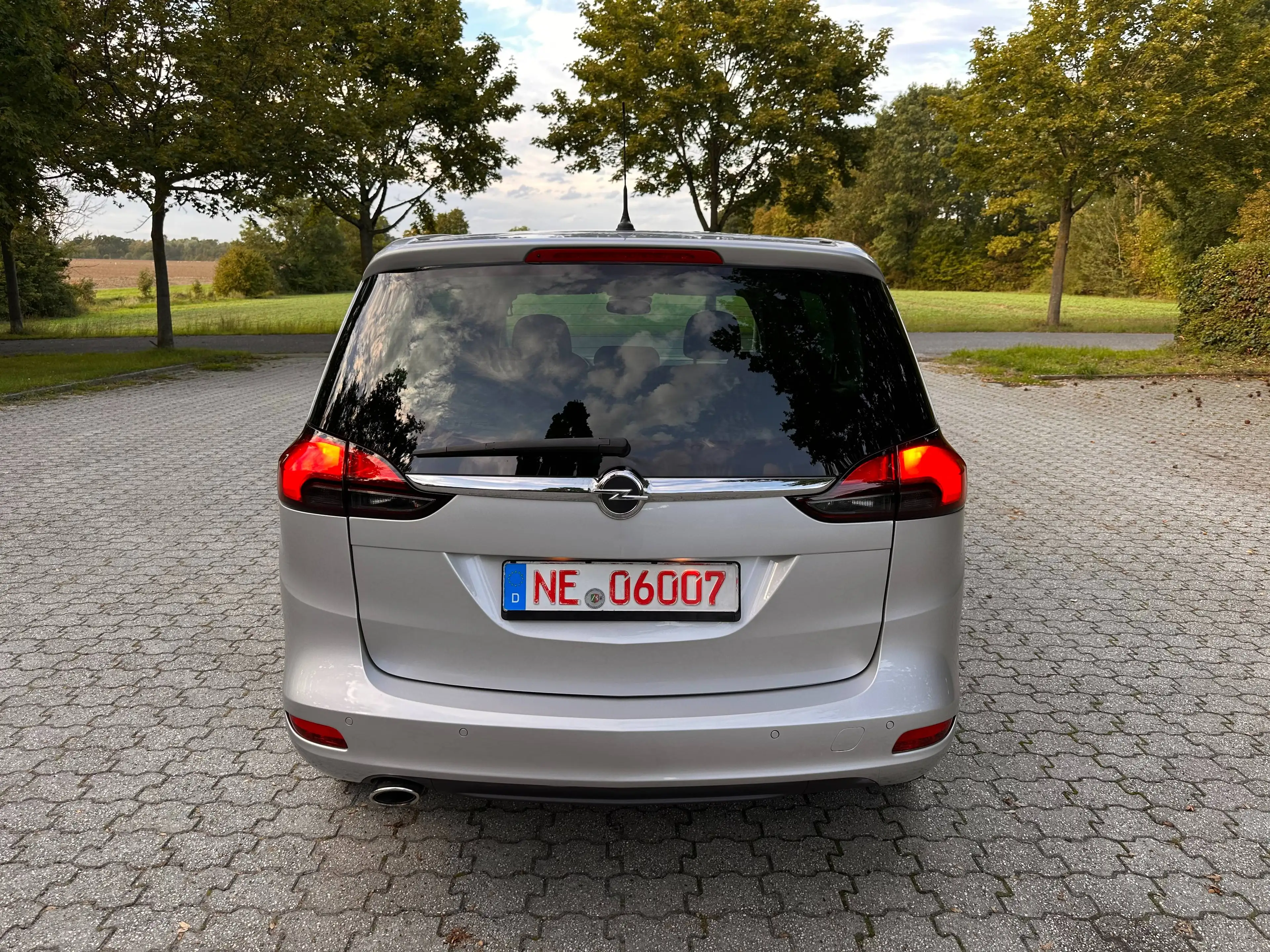 Opel Zafira Tourer Edition — photo 5