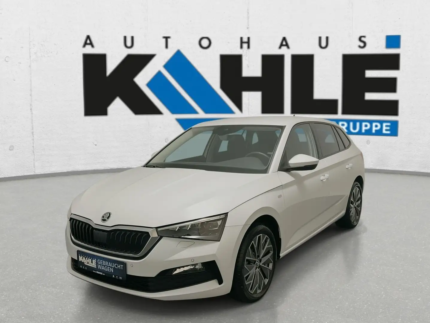 Skoda Scala 1.0 TSI Ambition Navi LED SHZ Klima RFK PDC DAB+ Weiß - 1