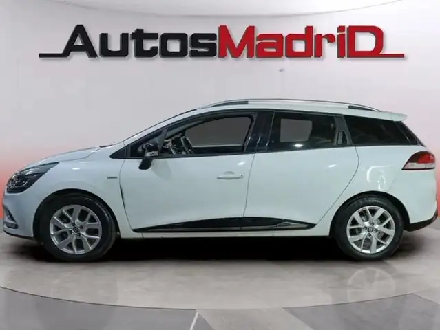 Renault Clio view 4
