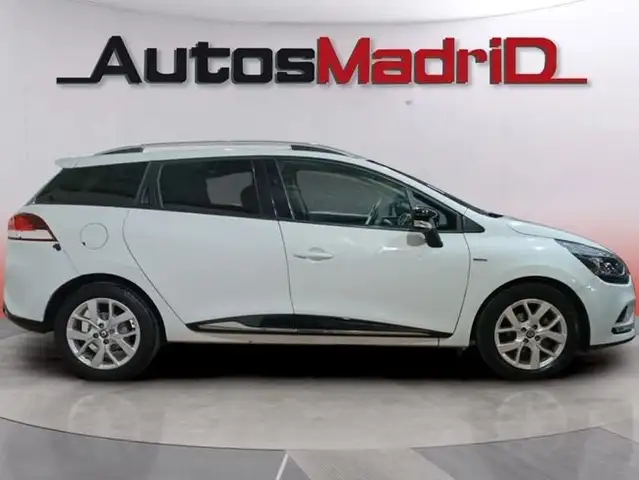 Renault Clio view 9