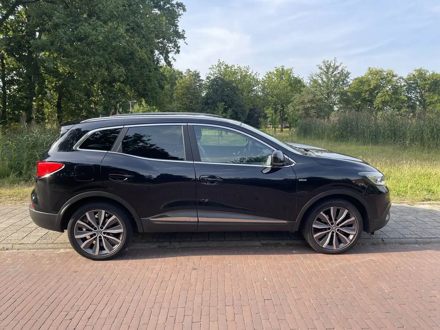Renault Kadjar 1.2 TCe Bose Zwart - 1