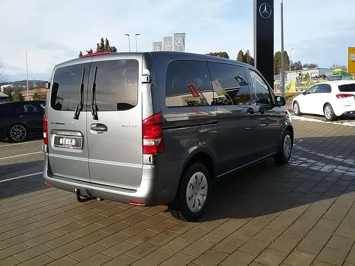 Mercedes-Benz VITO TOURER 116 CDI PRO KOMPAKT+AHK+5 SITZE+KLIMA+ Grau - 2