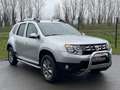 Dacia Duster 1.2 TCE 125CH LAUREATE * 12/2017 * 68.000KM * GPS  Gris - thumbnail 2