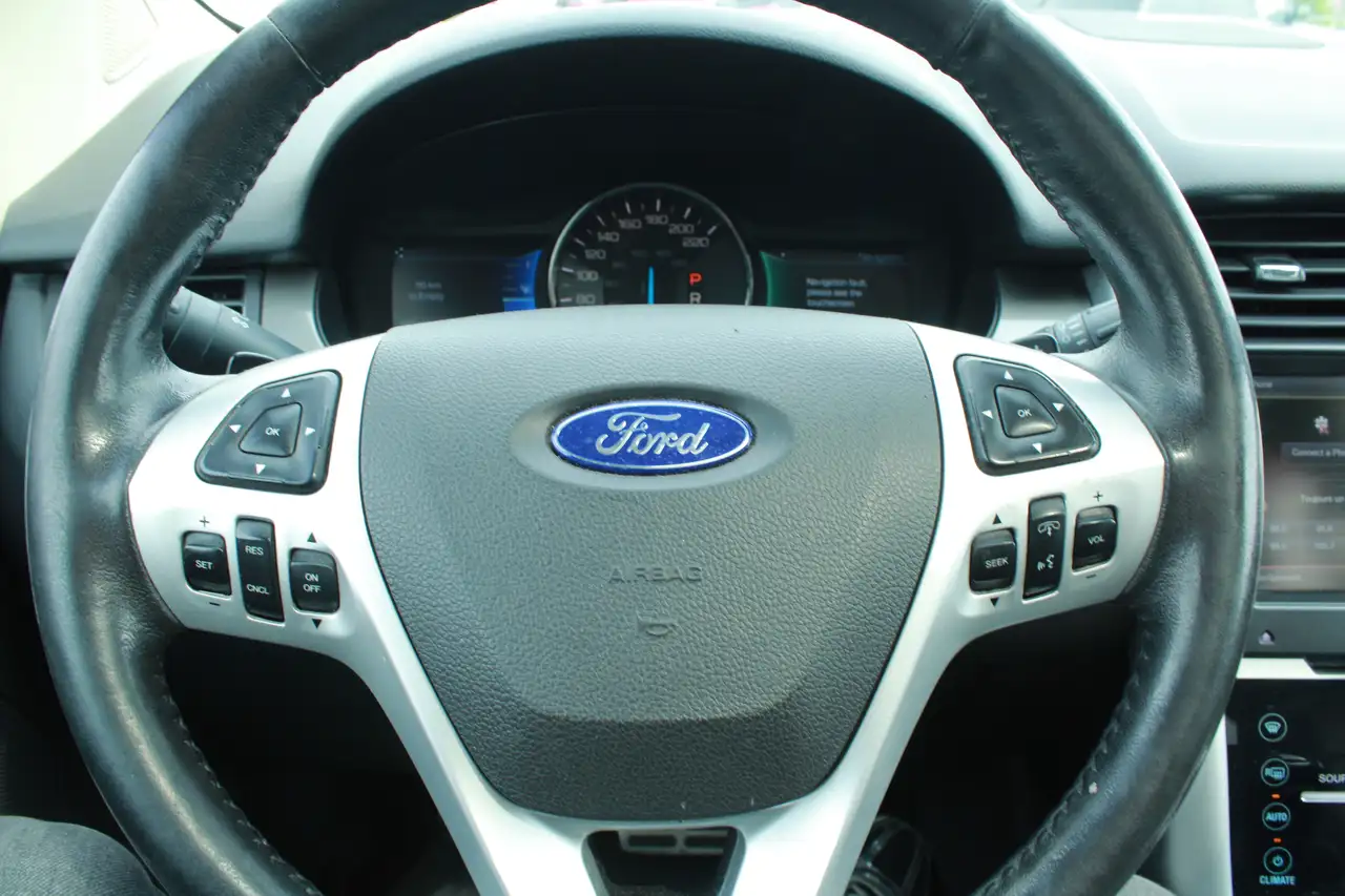 Ford Edge снимка Ford Edge