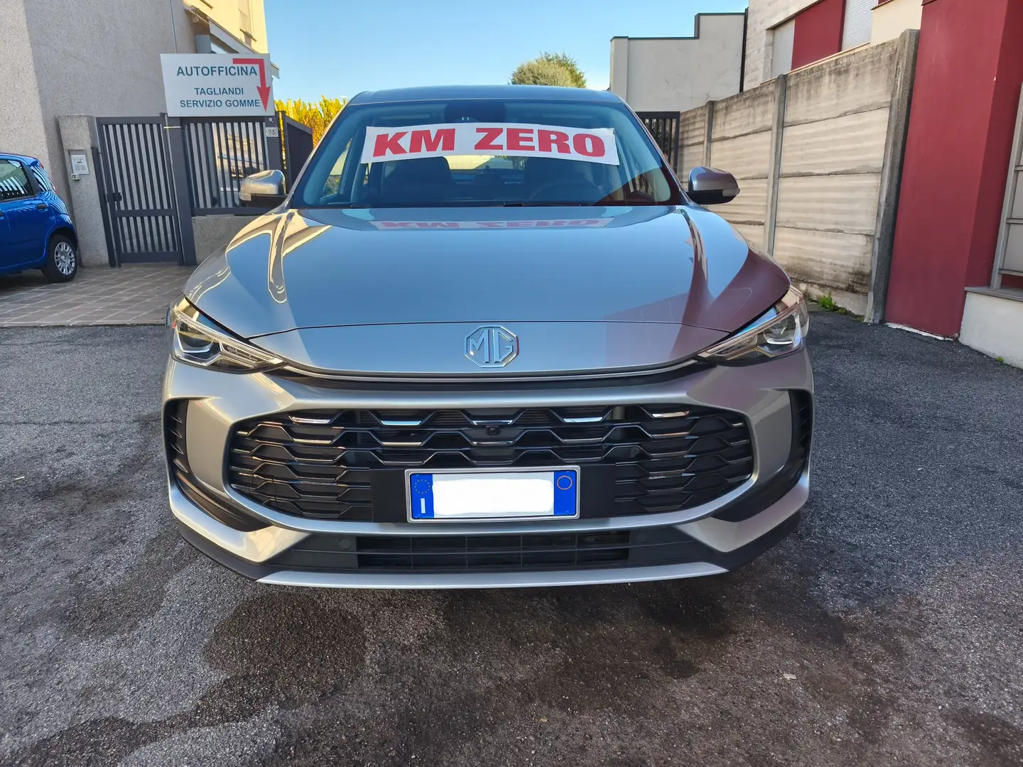 MG ZS 1.5 Standard 115cv Vari colori Nessun vincolo Argento - 1