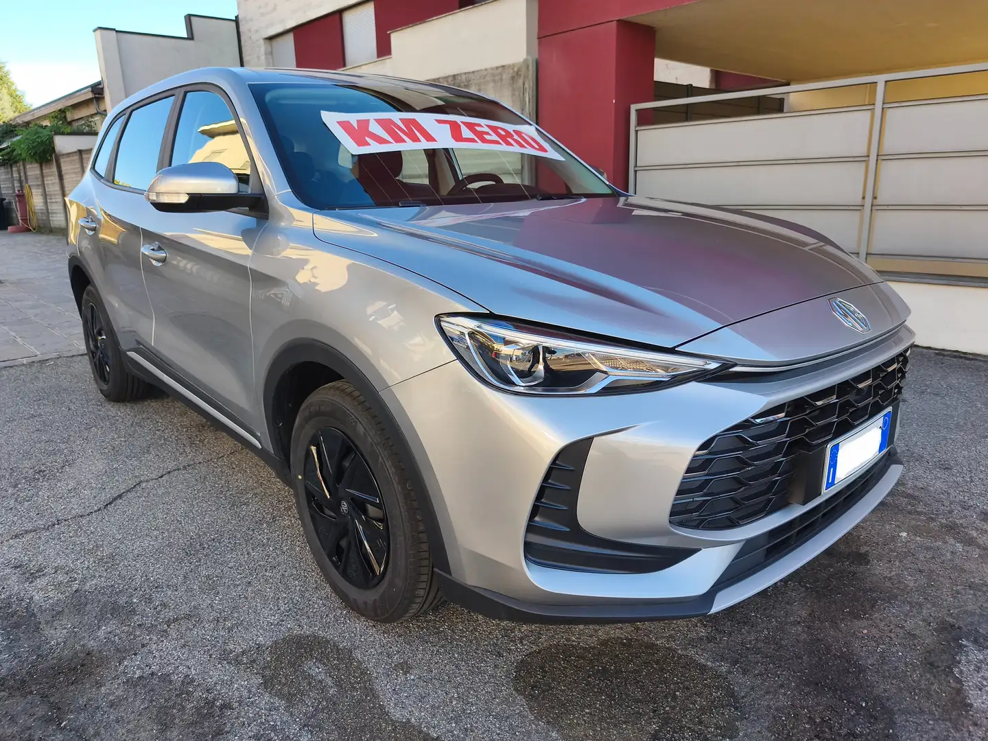 MG ZS 1.5 Standard 115cv Vari colori Nessun vincolo Argento - 2