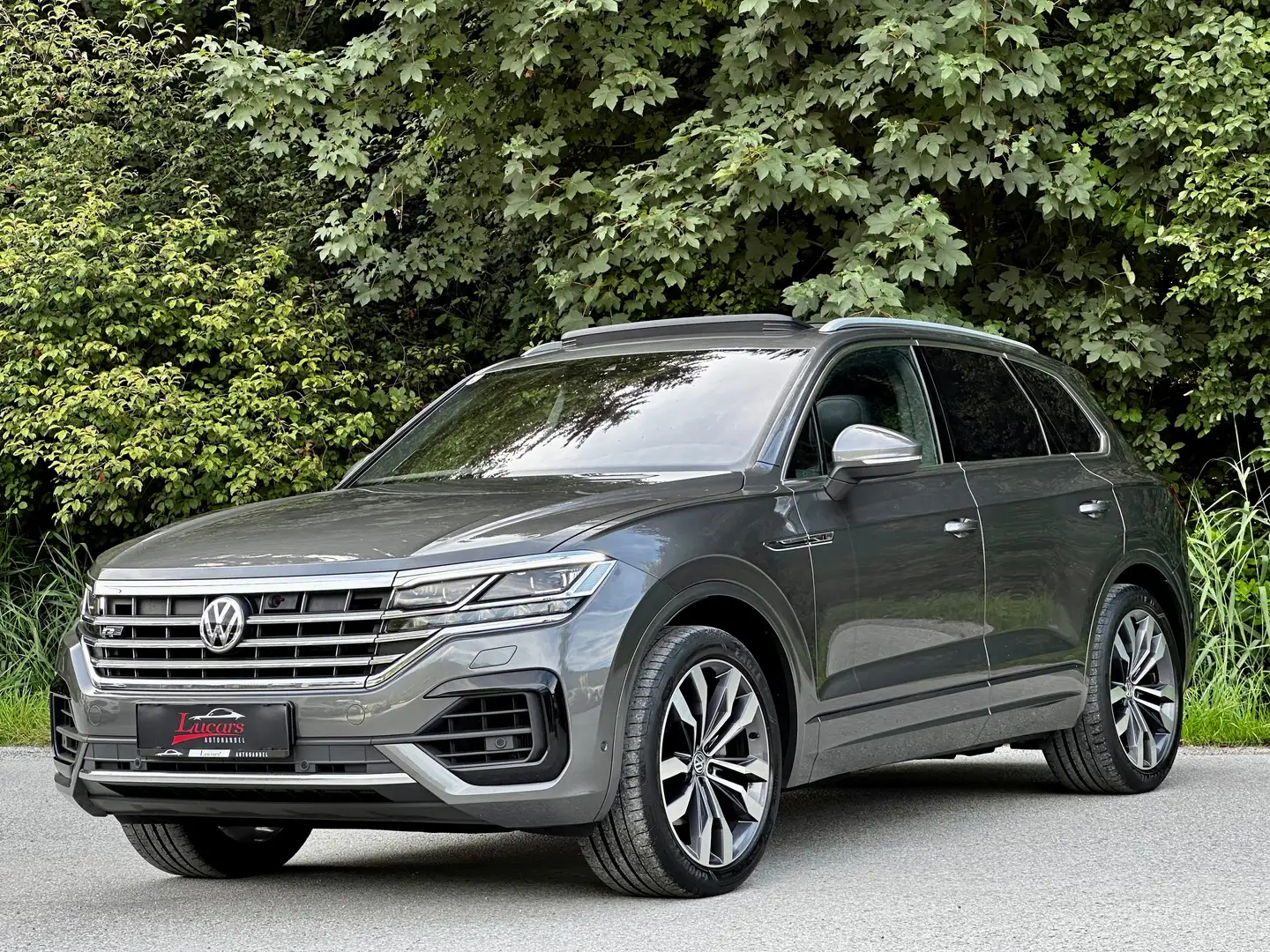Volkswagen Touareg R-Line 4Motion*VOLL*21ZOLL*AHK*ACC*STAND*LUFT*PANO Grau - 1