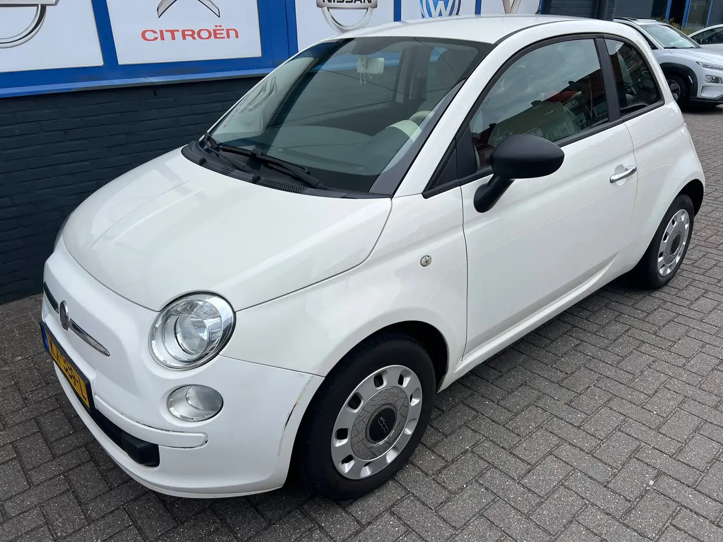 Fiat 500 1.2 Easy 10-2012 140000km 4995eu Weiß - 2