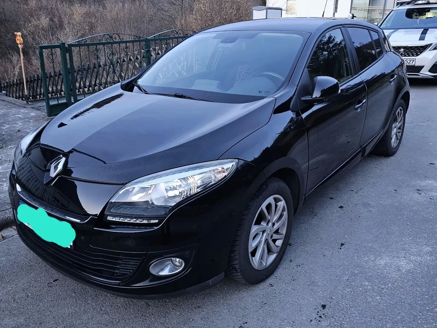 Renault Megane Paris Schwarz - 1