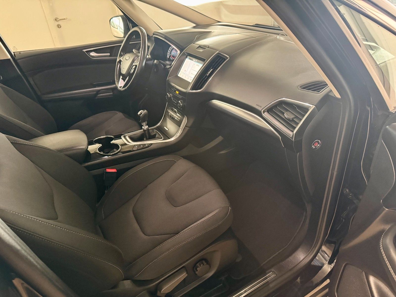 Ford S-Max S-MAX 1.5 Ecoboost Titanium 7-Sitzer — photo 15