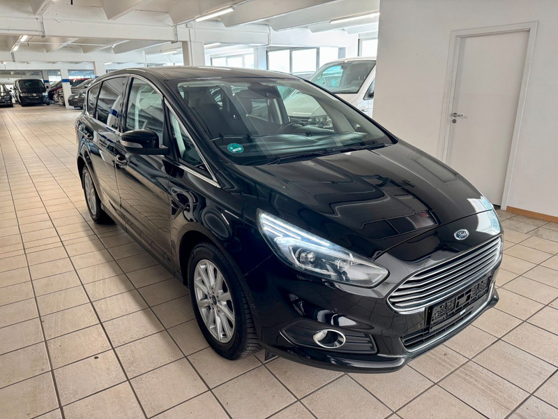 Ford S-Max S-MAX 1.5 Ecoboost Titanium 7-Sitzer