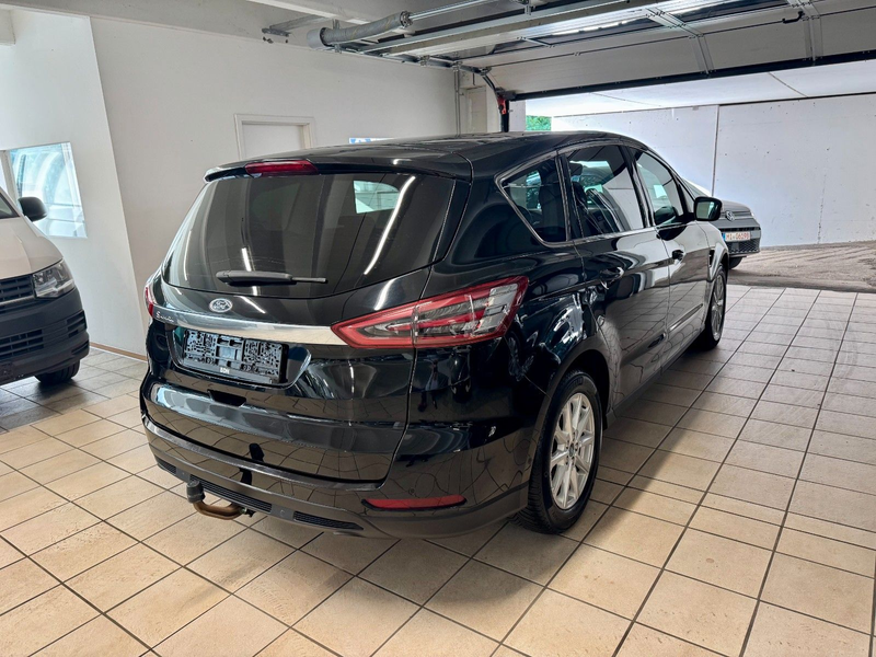 Ford S-Max S-MAX 1.5 Ecoboost Titanium 7-Sitzer — photo 8