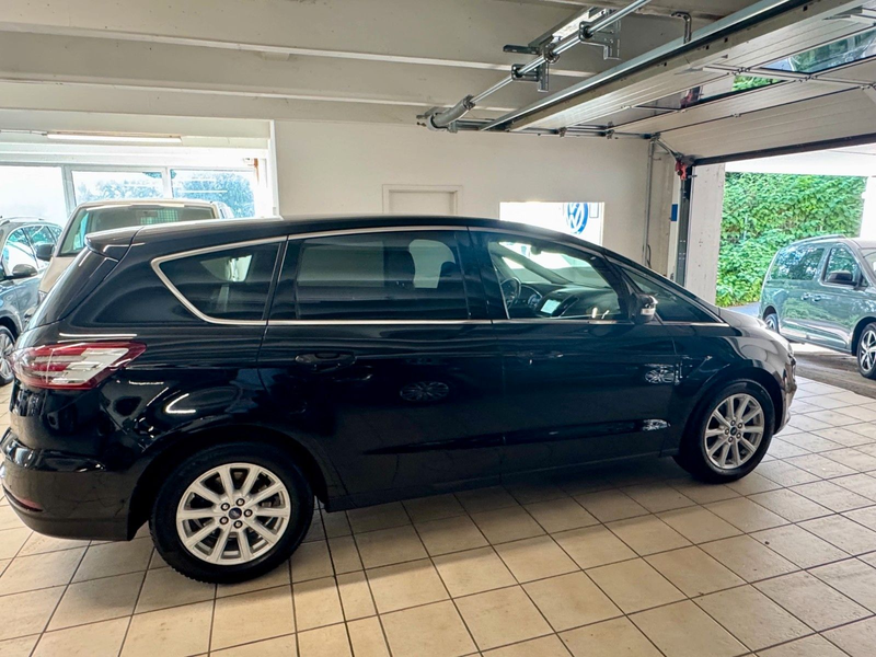 Ford S-Max S-MAX 1.5 Ecoboost Titanium 7-Sitzer — photo 5