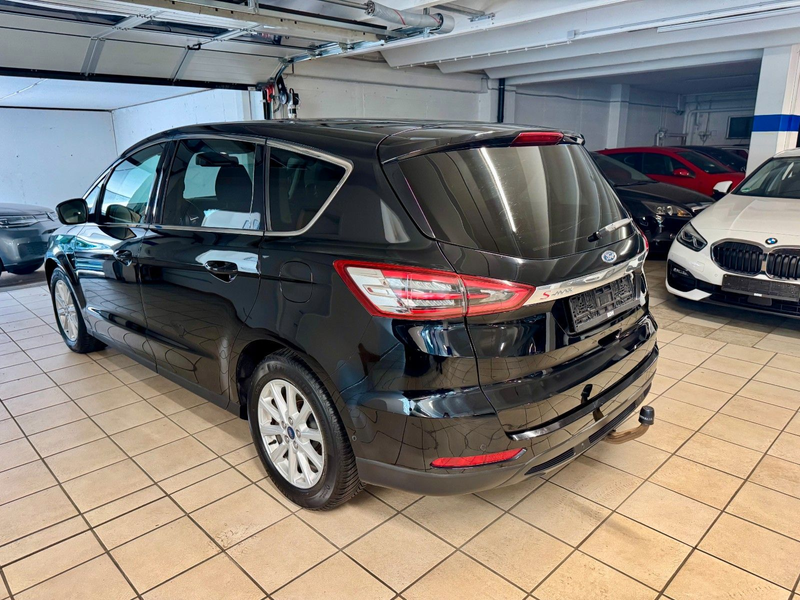 Ford S-Max S-MAX 1.5 Ecoboost Titanium 7-Sitzer — photo 6