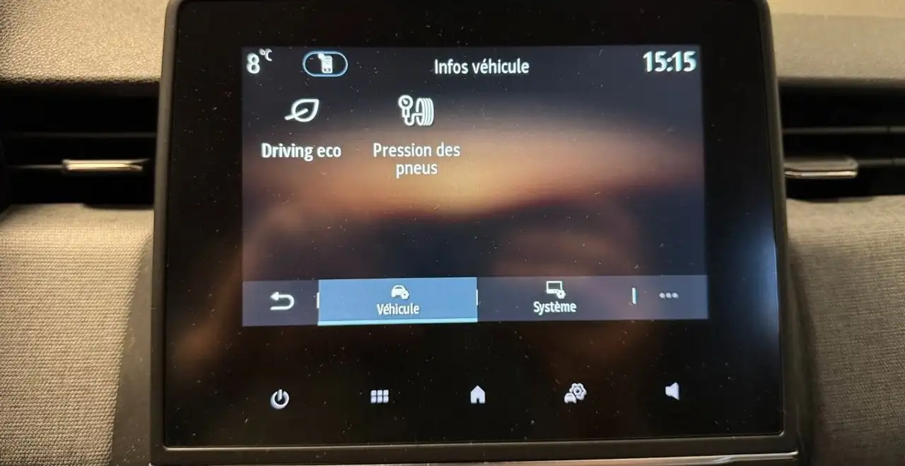 Renault Clio Citadine 5 portes — photo 19