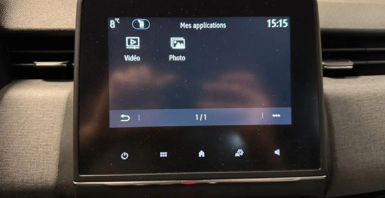 Renault Clio Citadine 5 portes — photo 20