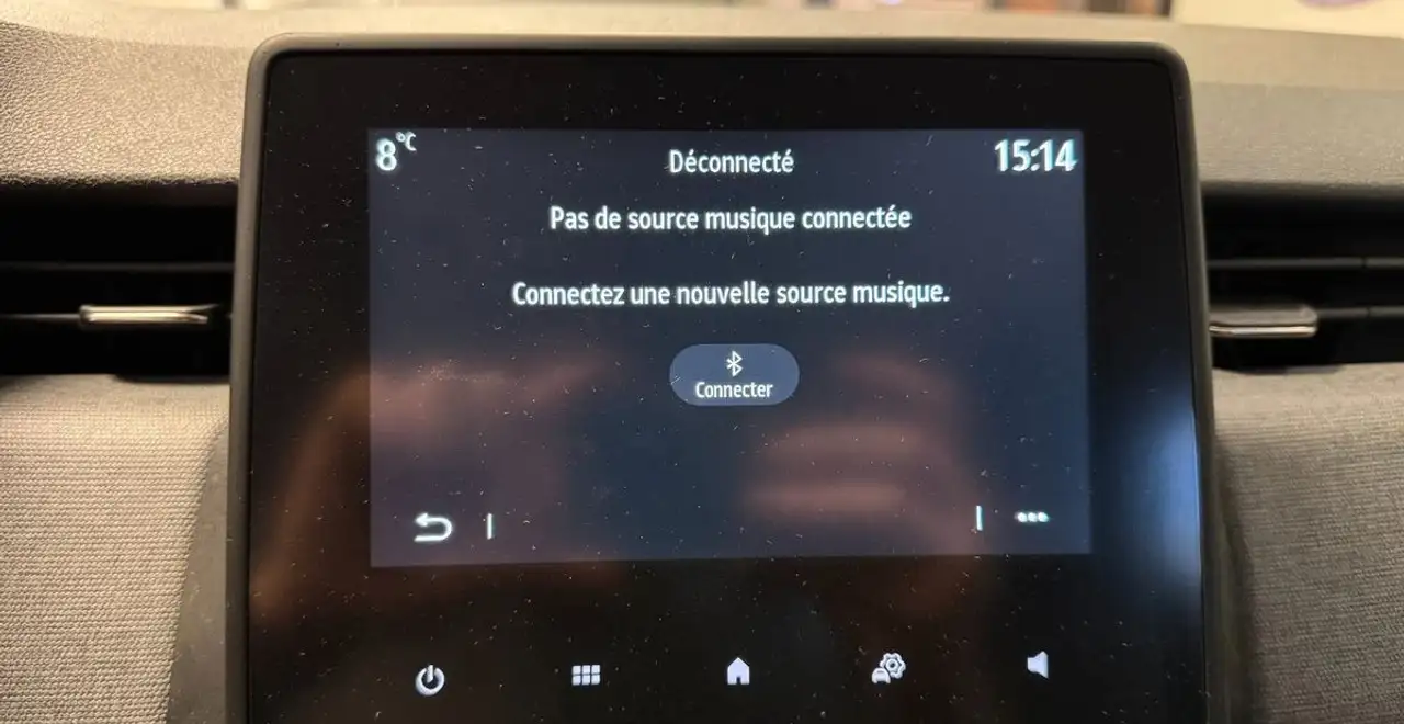 Renault Clio Citadine 5 portes — photo 18