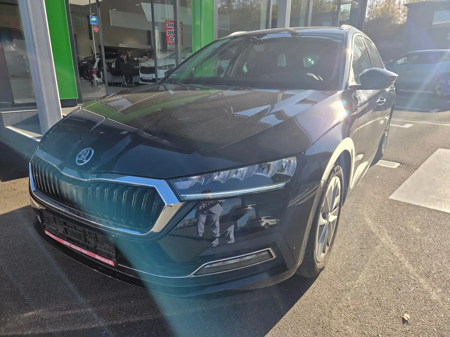 Skoda Octavia "Ihr Skoda Vertragshändler" Noir - 2