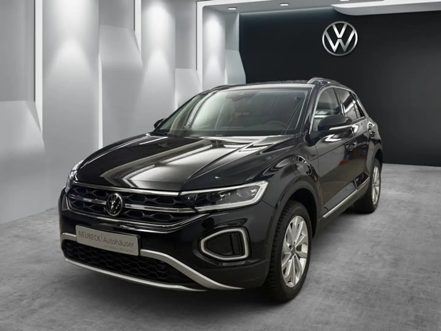 Volkswagen T-Roc Style DSG AHK Allwetter RearView Schwarz - 1