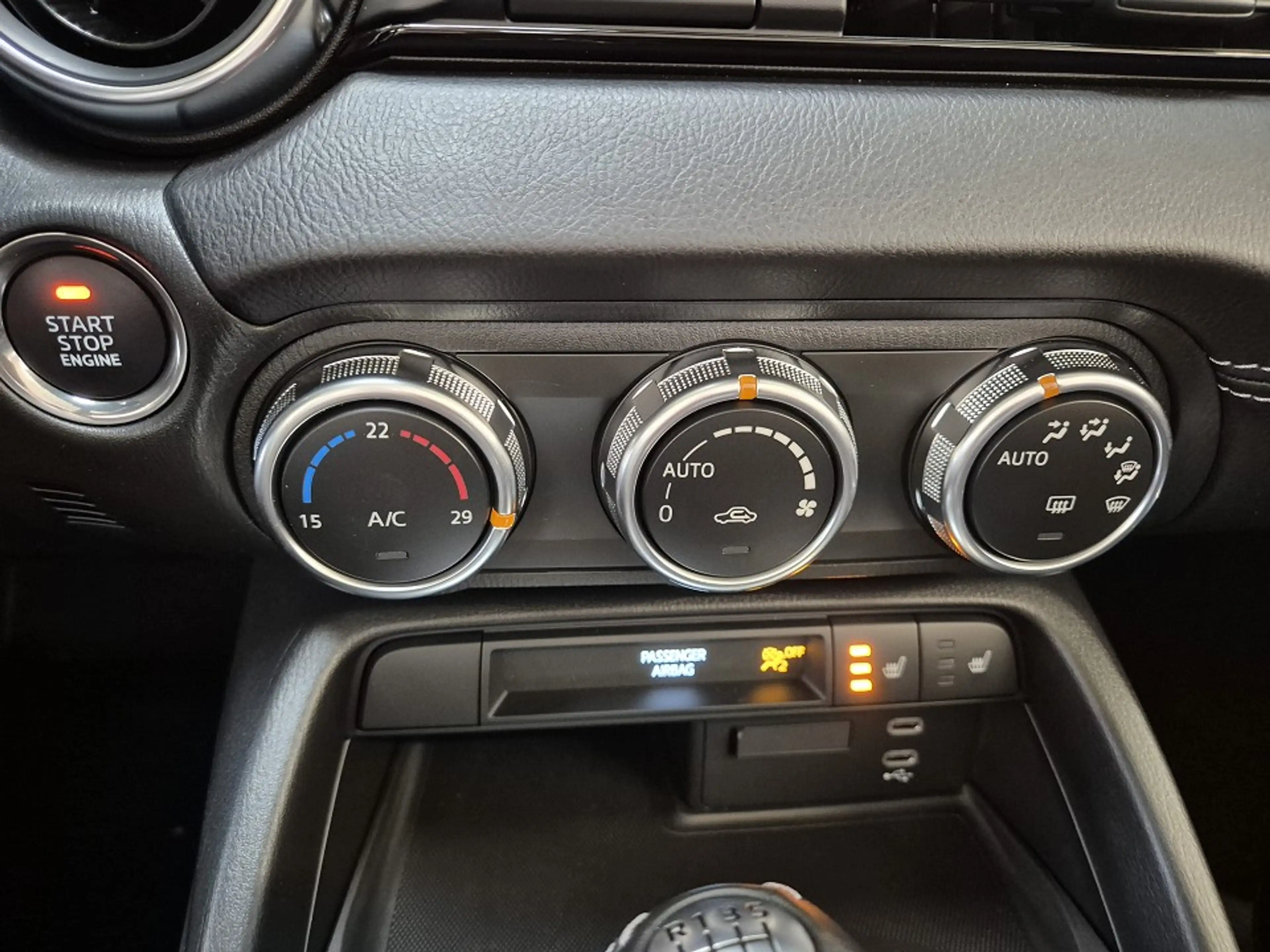 Mazda MX-5 2ST 1.5L SKYACTIV-G 132 6MT RWD Homura — photo 9