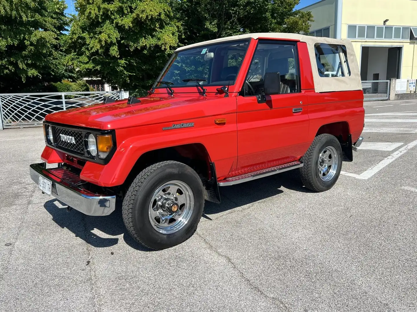 Toyota Land Cruiser LJ 70 2.4td cabrio [Restaurata] Rosso - 1