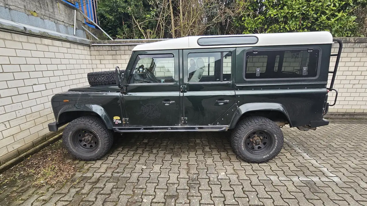 Land Rover Defender 110 TD5, foto 2