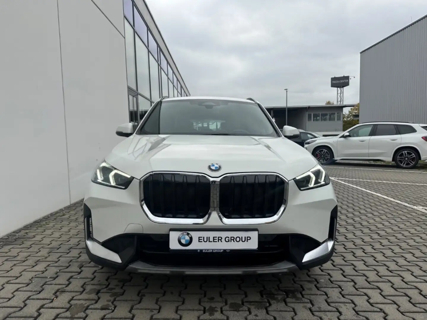 BMW X1 sDrive18dA AD Navi Digitales Cockpit Soundsystem L - 2