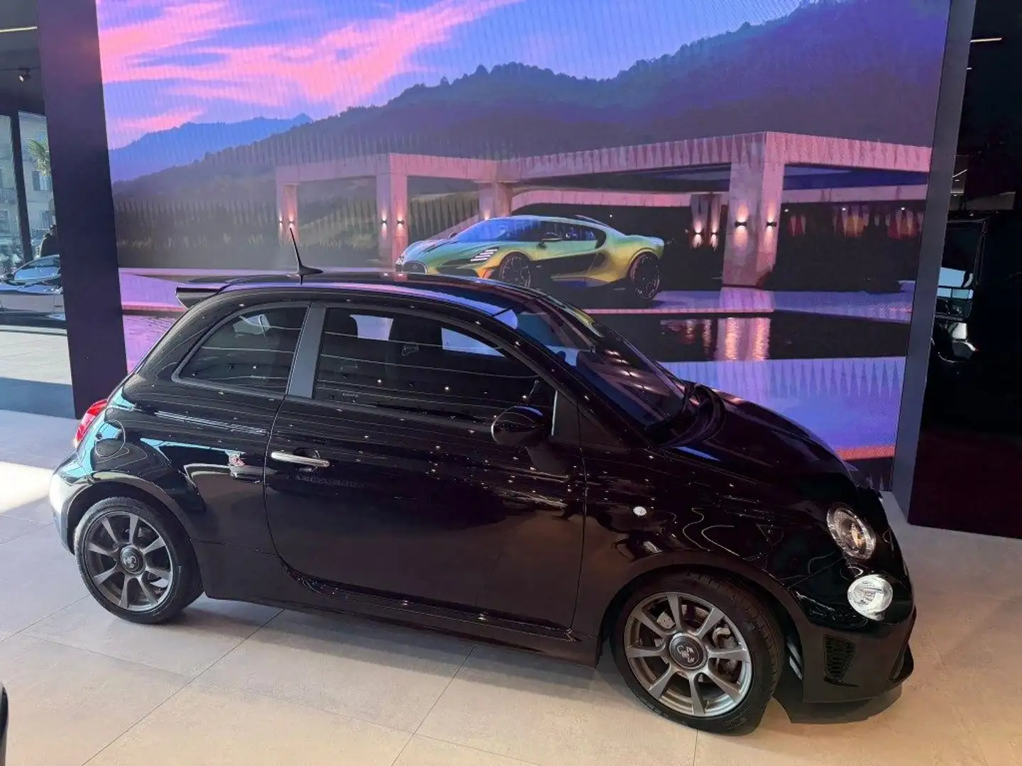 Abarth 595 1.4 Turbo T-Jet 165 CV Nero - 1