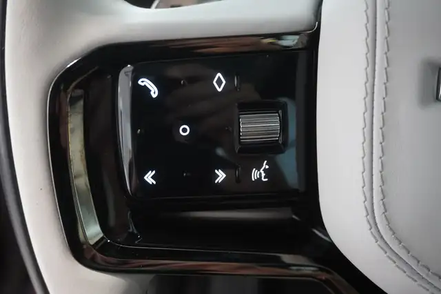 Land Rover Range Rover Sport view 13