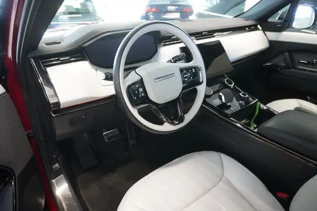 Land Rover Range Rover Sport view 7