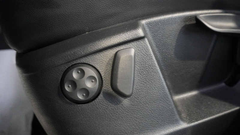 SEAT Alhambra FR-Line Allrad*ACC*AHK*STHZ*7-SITZ* — photo 15