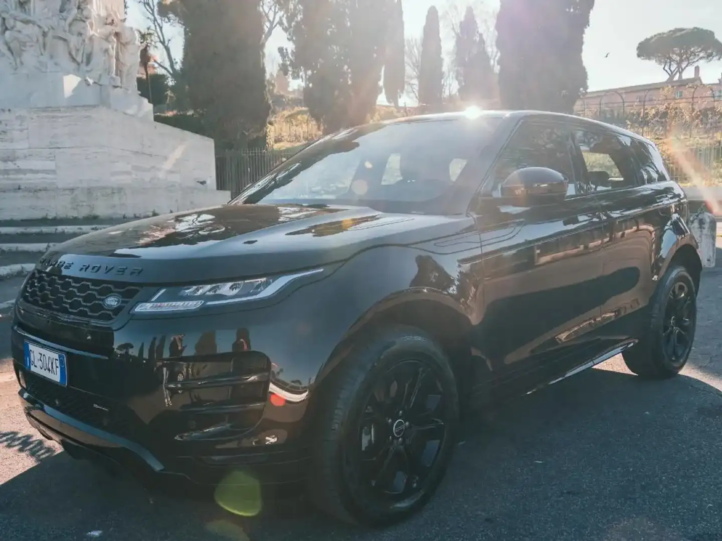 Land Rover Range Rover Evoque 2.0d i4 MHEV Black AWD 163cv automatica 4x4 Nero - 1