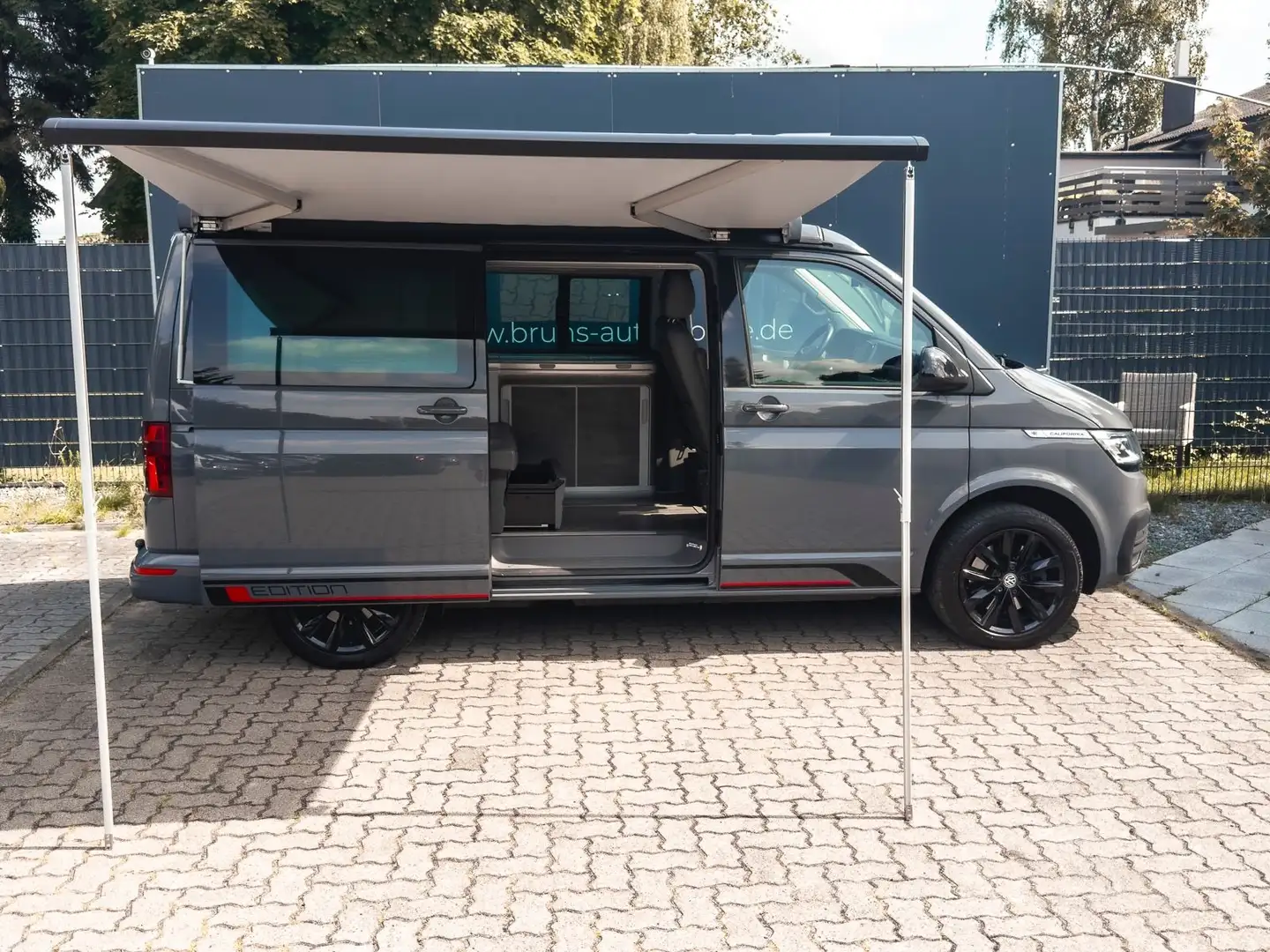 Volkswagen T6 California T6.1 California Ocean Edition 4Motion ACC AHK Grau - 2