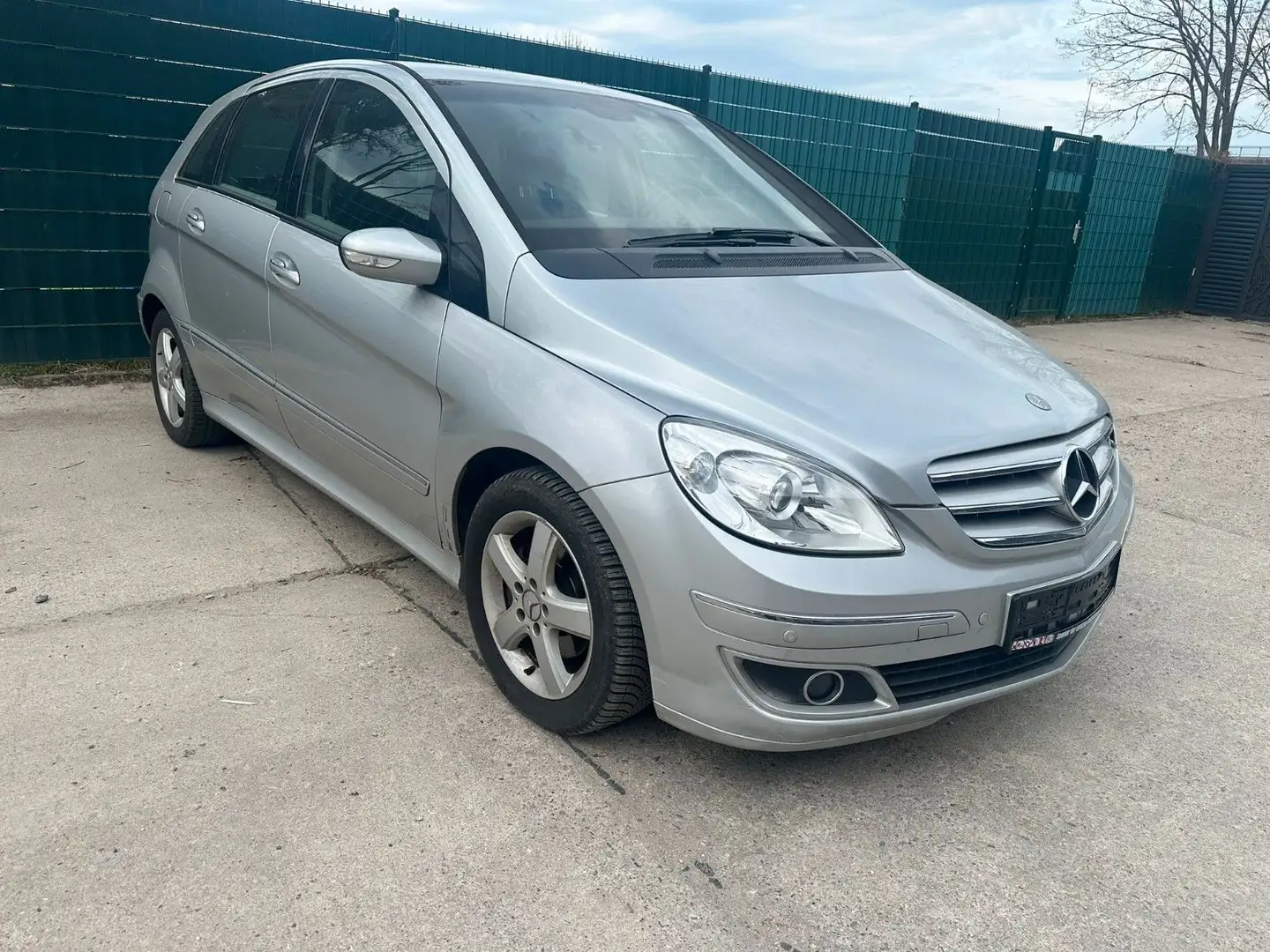 Mercedes-Benz B 200 B -Klasse B 200 Silber - 1