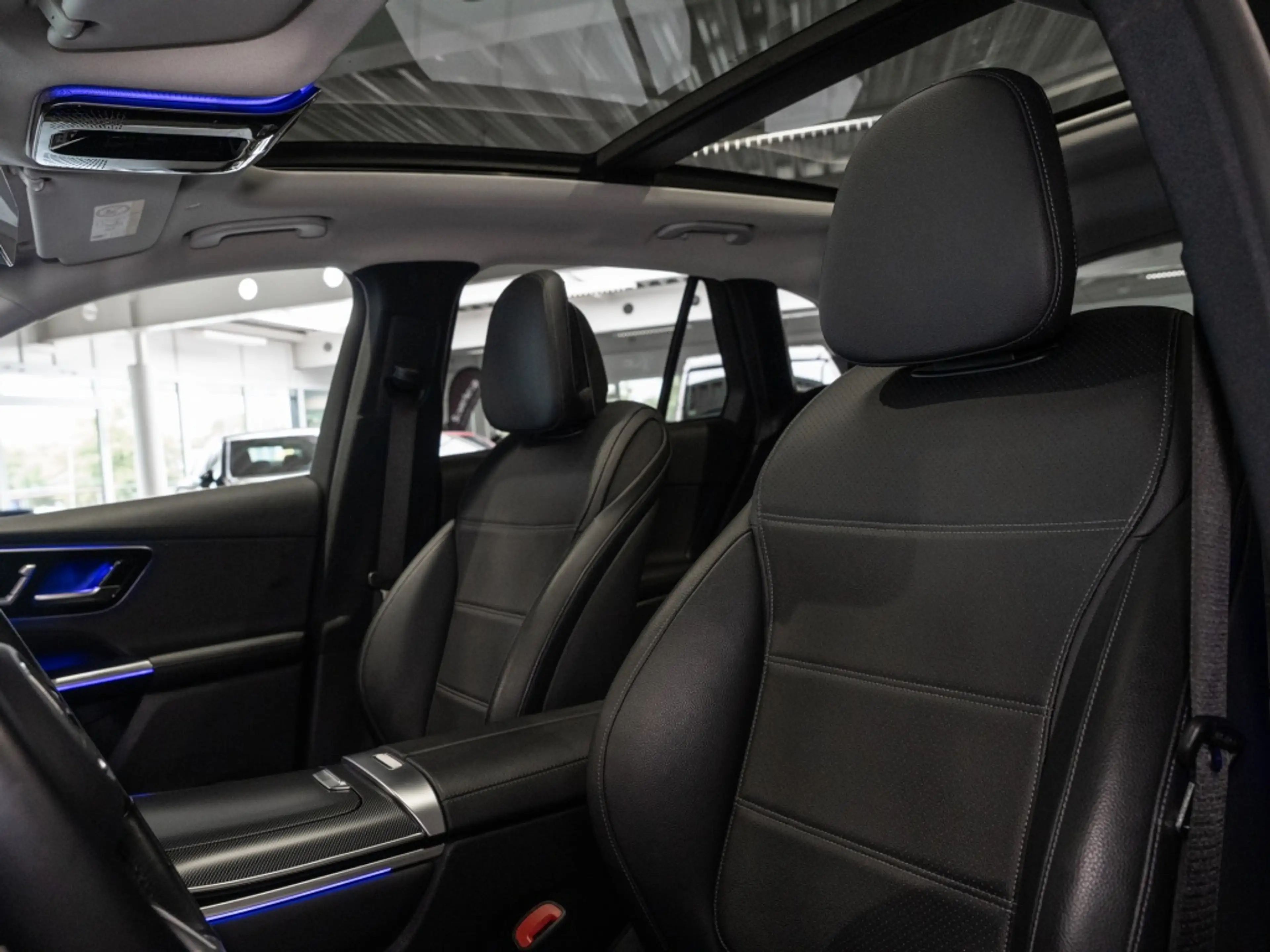 Mercedes-Benz GLC 220 d 4M // AVANTGARDE MEMO AHK DISTR KAMERA — photo 9