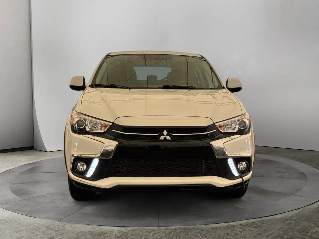 Mitsubishi RVR снимка Mitsubishi RVR