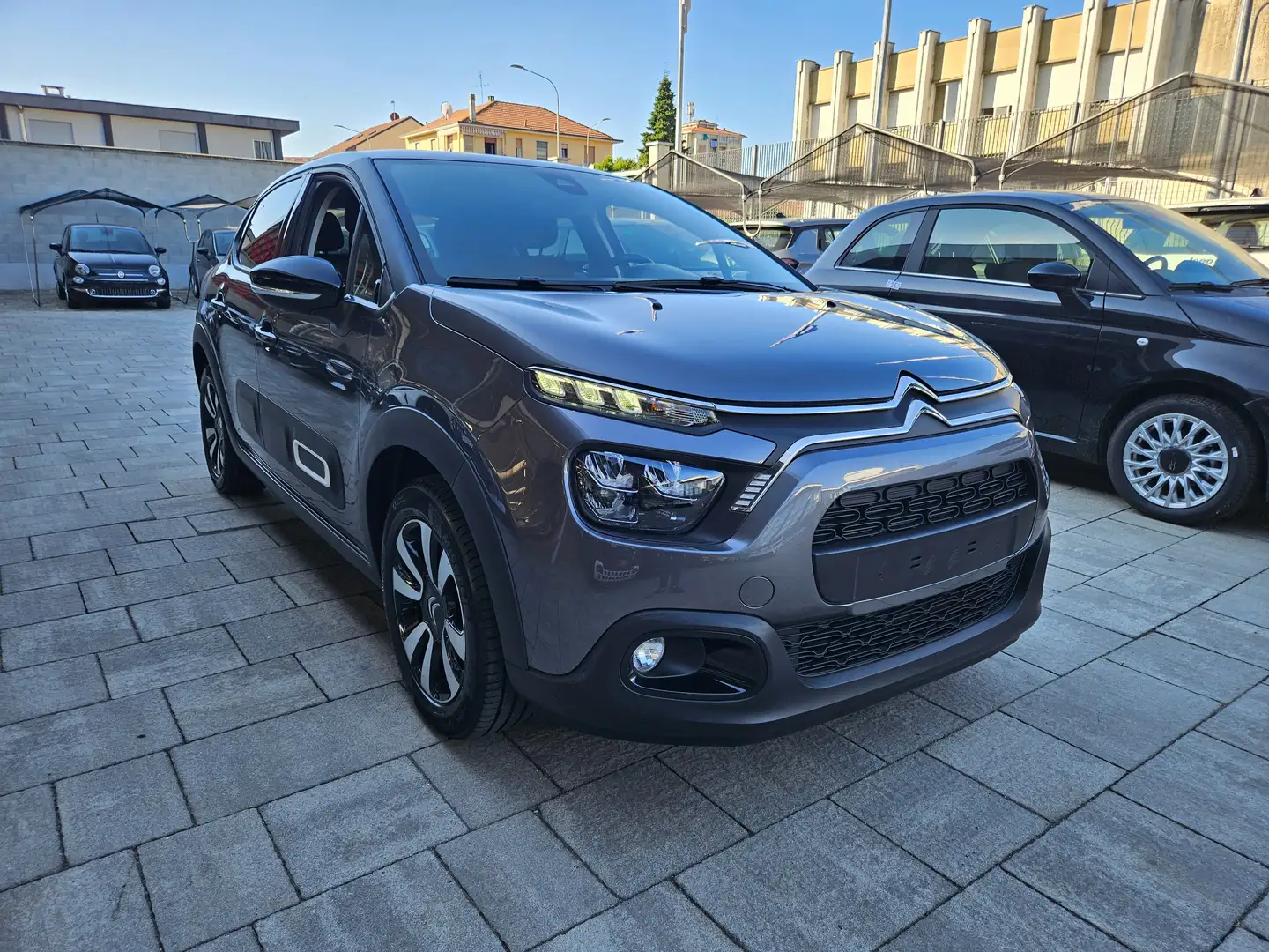 Citroen C3 C3 1.2 Max s&s 110cv Grau - 1