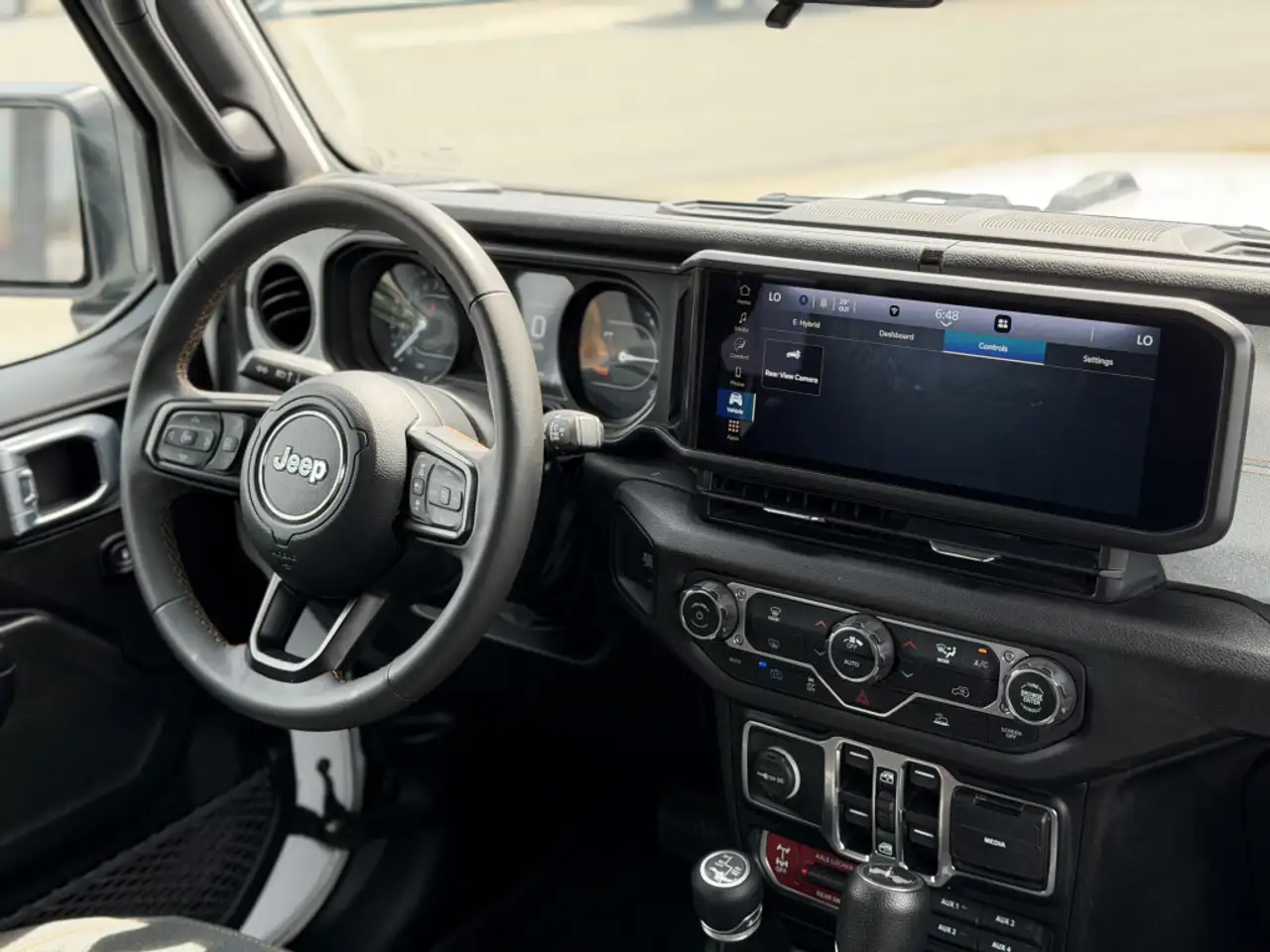 Jeep Wrangler photo Jeep Wrangler