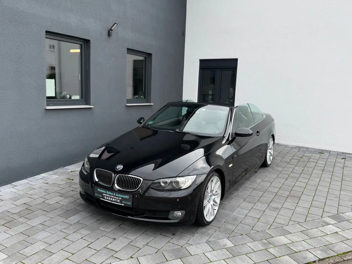 BMW 325 3 Cabrio 325i Navi/Leder/Xenon Noir - 1
