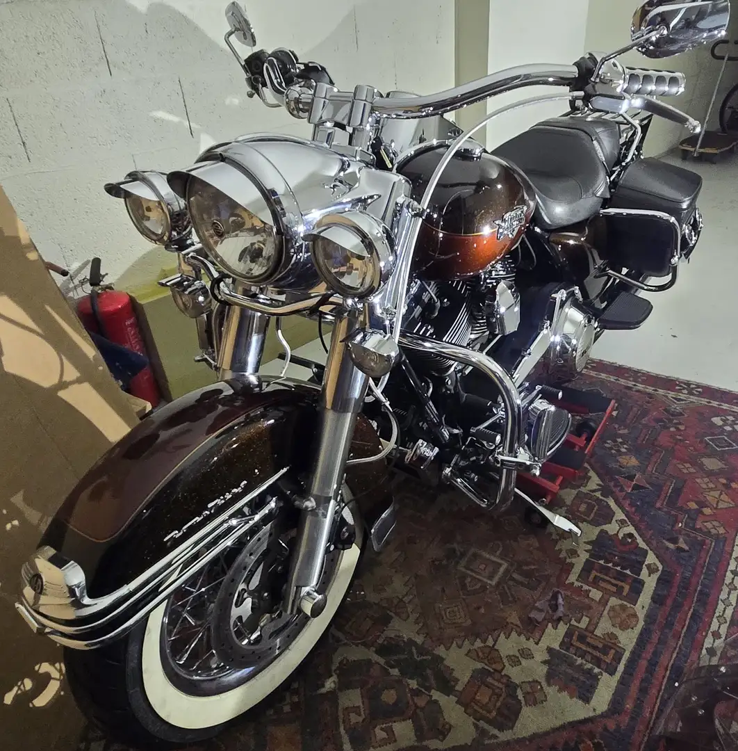 Harley-Davidson Road King Classic Коричневый - 1