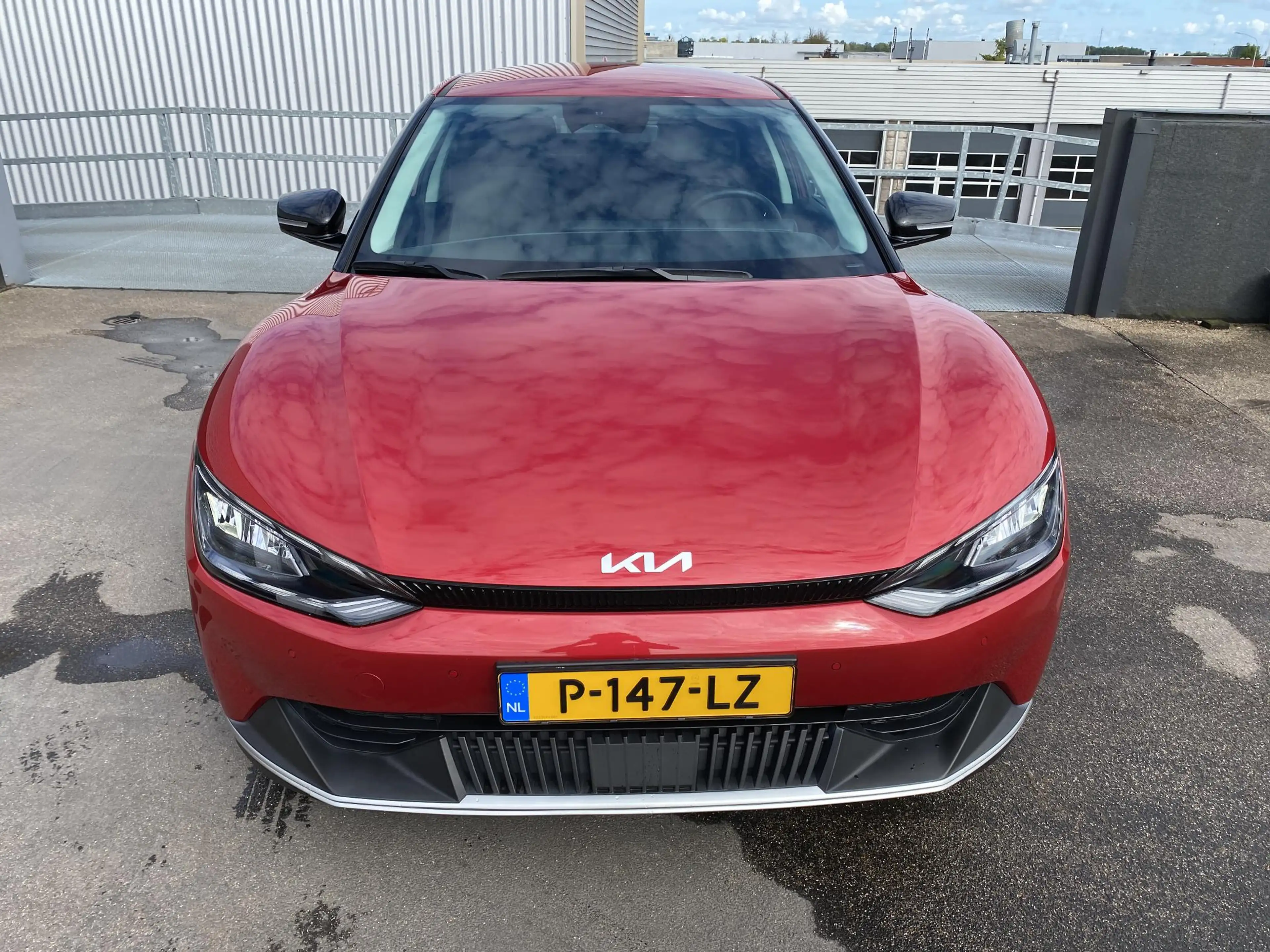 Kia EV6 Air 58 kWh Navigatie, dodehoekdetectie, stoel- & s — photo 15