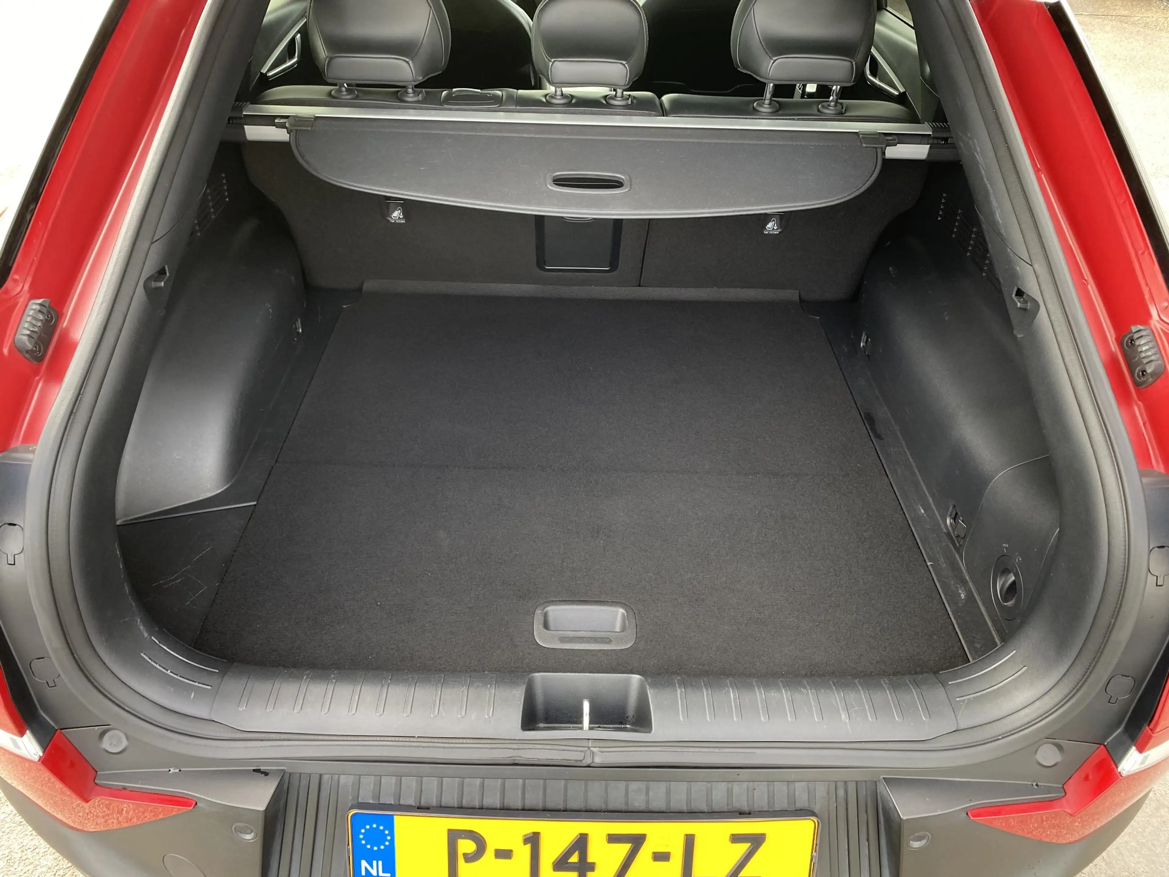 Kia EV6 Air 58 kWh Navigatie, dodehoekdetectie, stoel- & s — photo 12