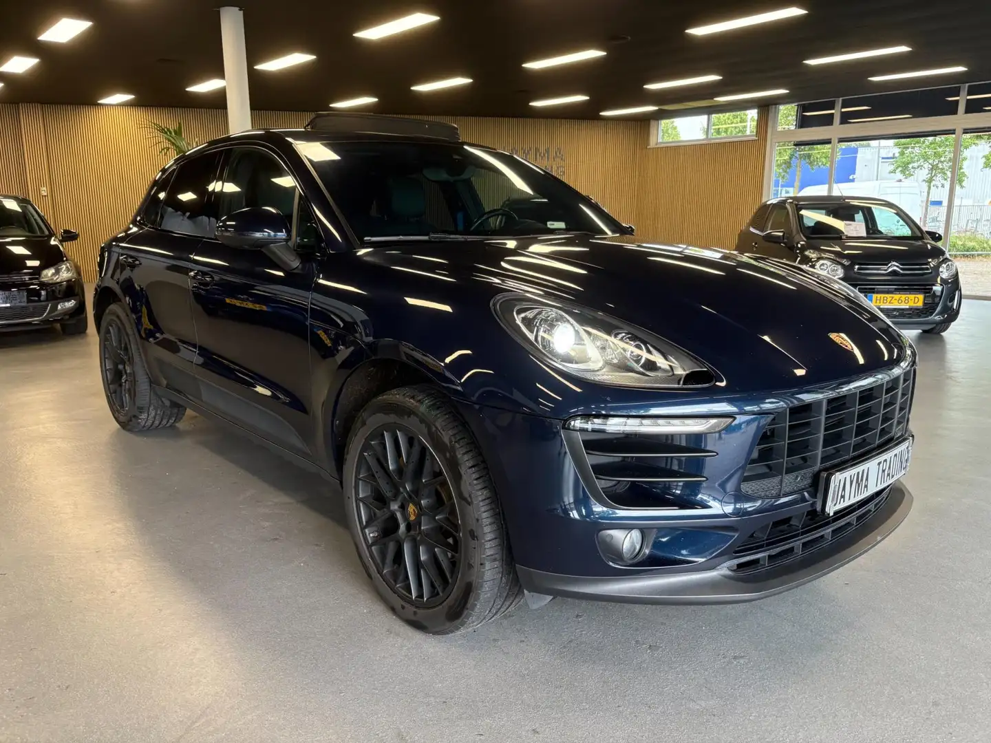 Porsche Macan 2.0 Blauw - 2