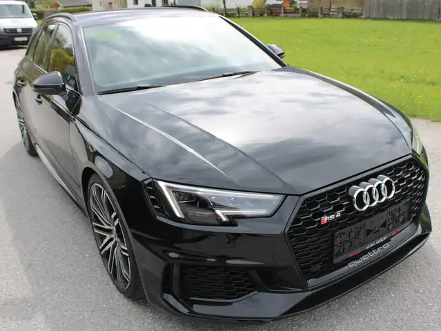 Audi RS4 Avant 2,9 TFSI quattro tiptronic