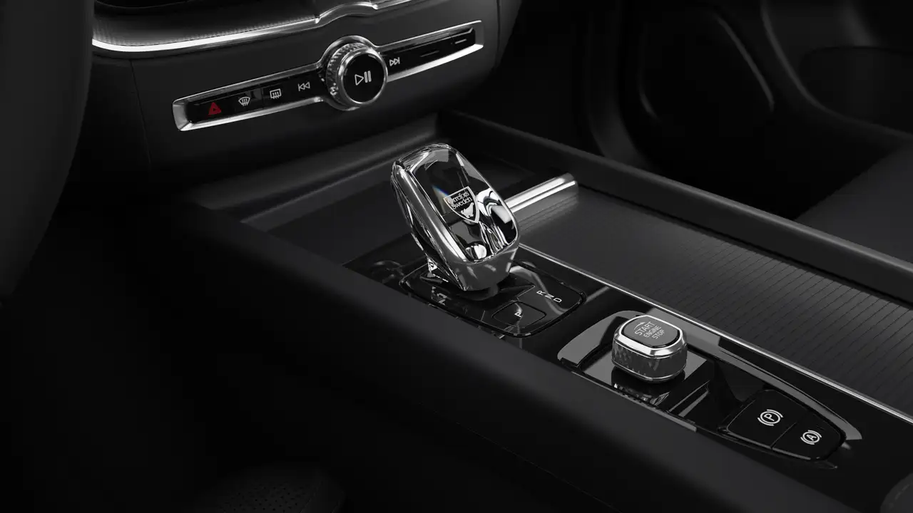 Volvo XC60 снимка Volvo XC60