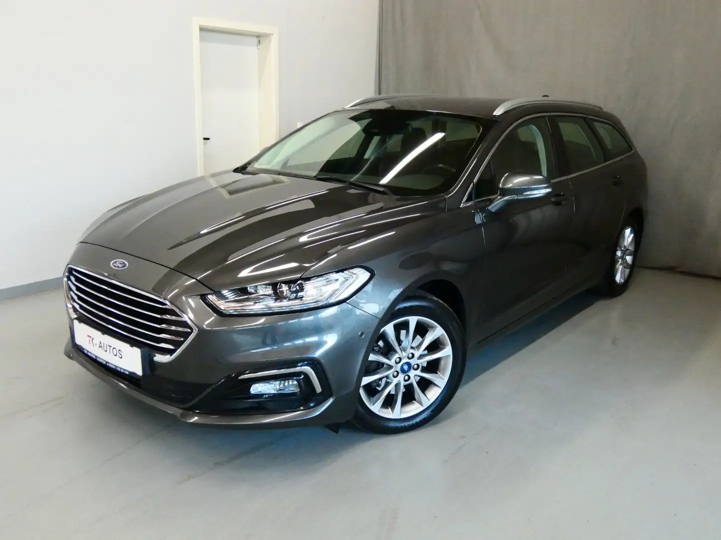 Ford Mondeo Tur. 2.0 Titanium,1.Hand,Navi,LED,ACC,AHK Gris - 1