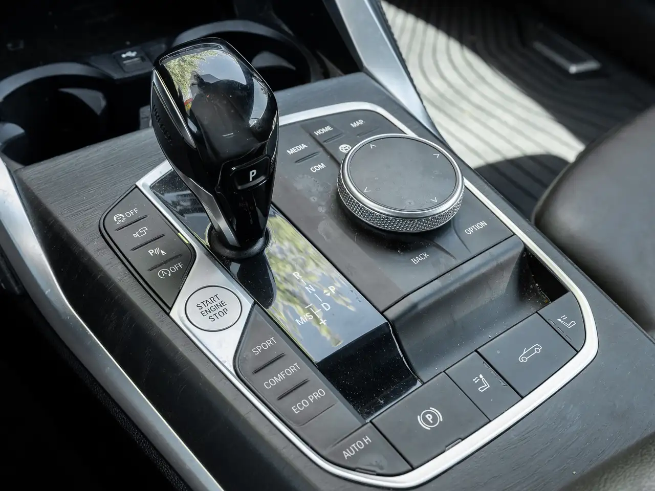 BMW 4 Series photo BMW 4 Series