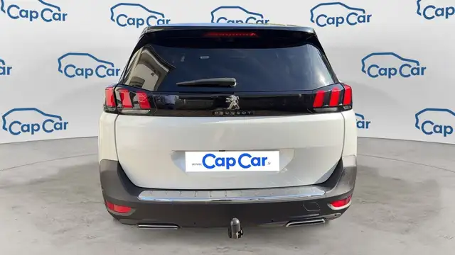 Peugeot 5008 view 3